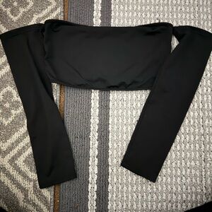 Black Long Sleeve Crop Top